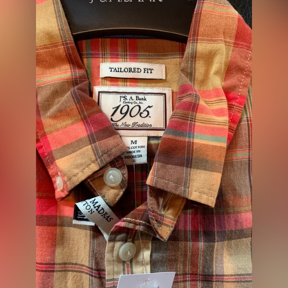 Moving our west no need to wear this shirt, and have never worn. New with tags. - Picture 2 of 3